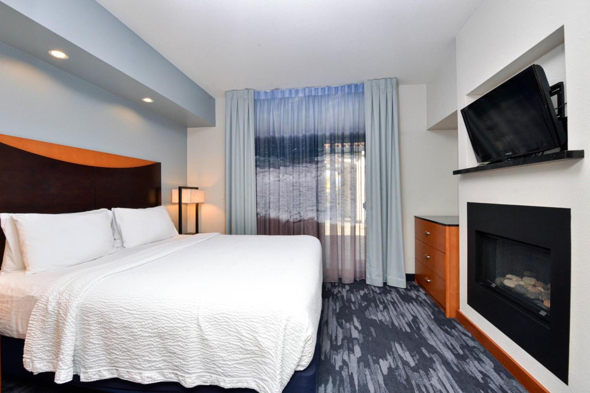 Fairfield Inn&Suites Santa Cruz - Capitola Esterno foto