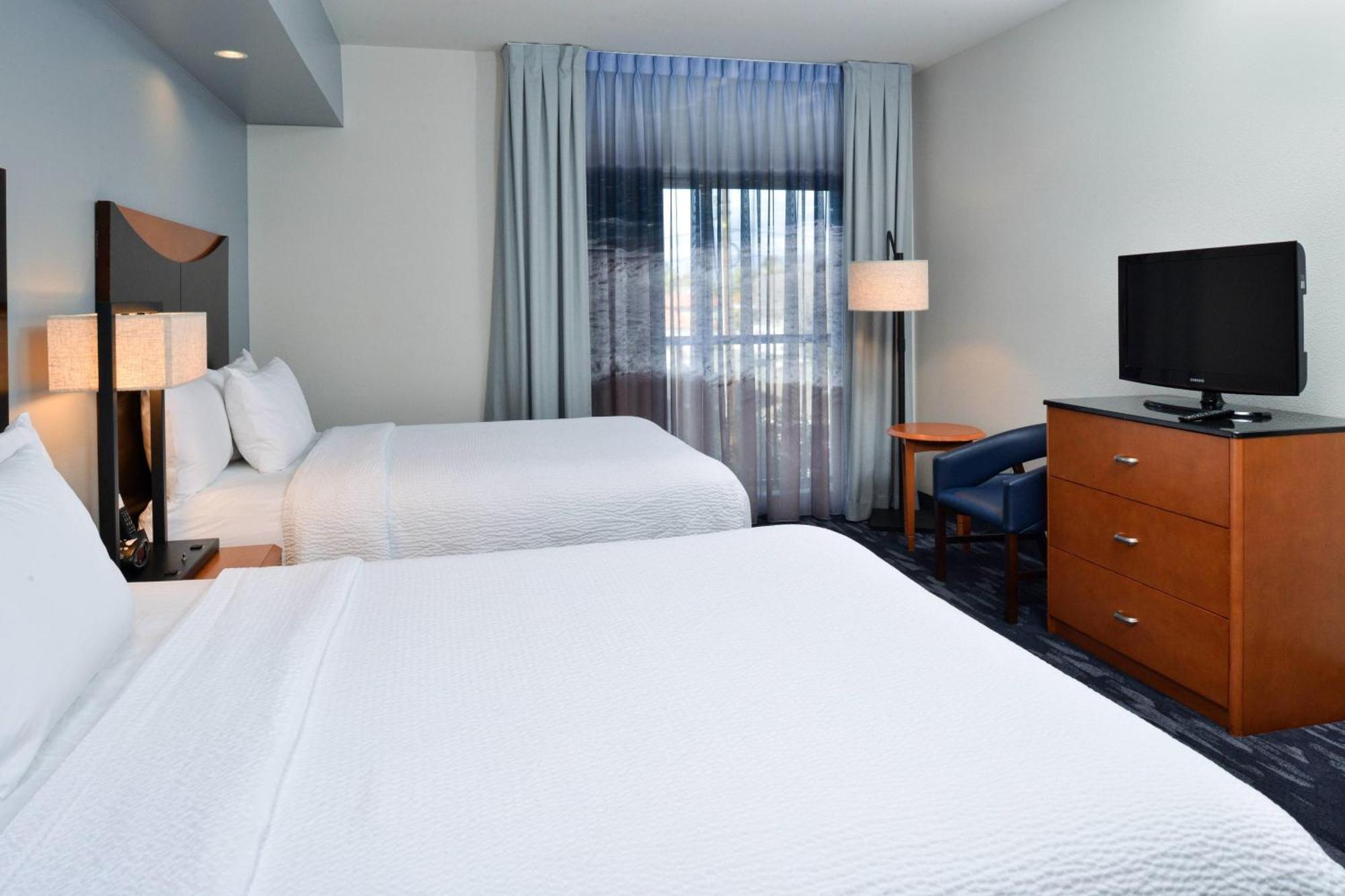 Fairfield Inn&Suites Santa Cruz - Capitola Esterno foto