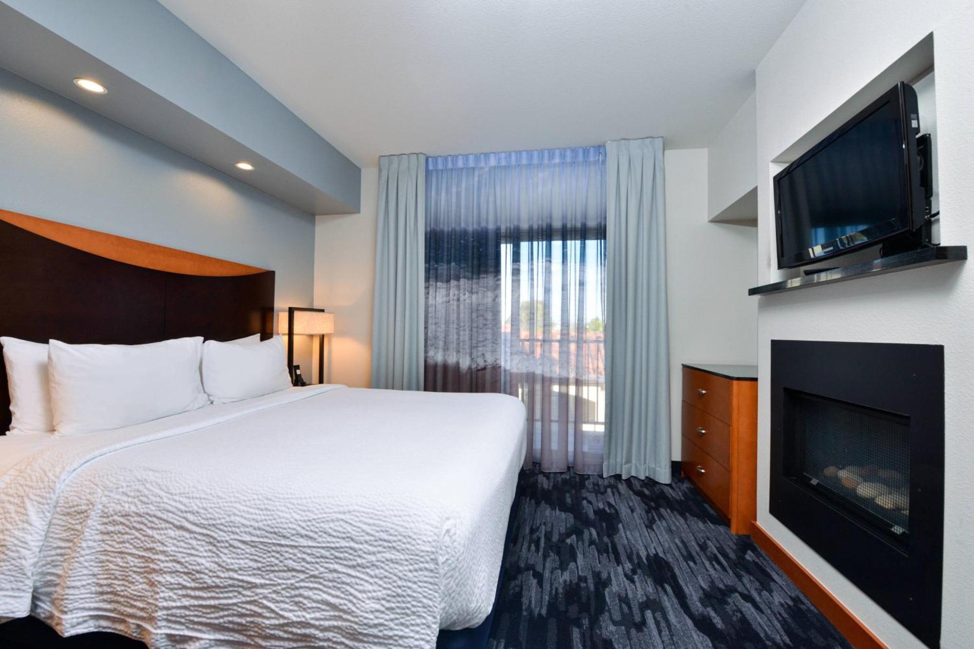 Fairfield Inn&Suites Santa Cruz - Capitola Esterno foto